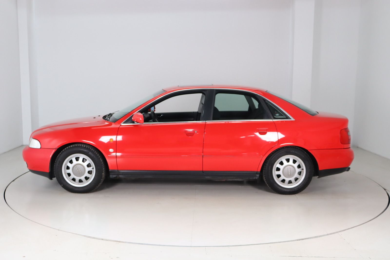 Fahrzeugabbildung Audi A4 2.8 Auto quattro * Klimaautom. * Sitzhzg. *