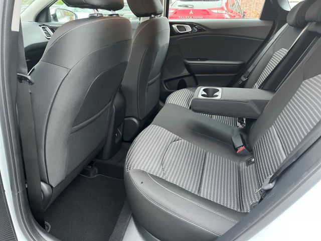 Ceed 1.0T / UPE: 27.570,- € / VISION PDC BT NAVI
