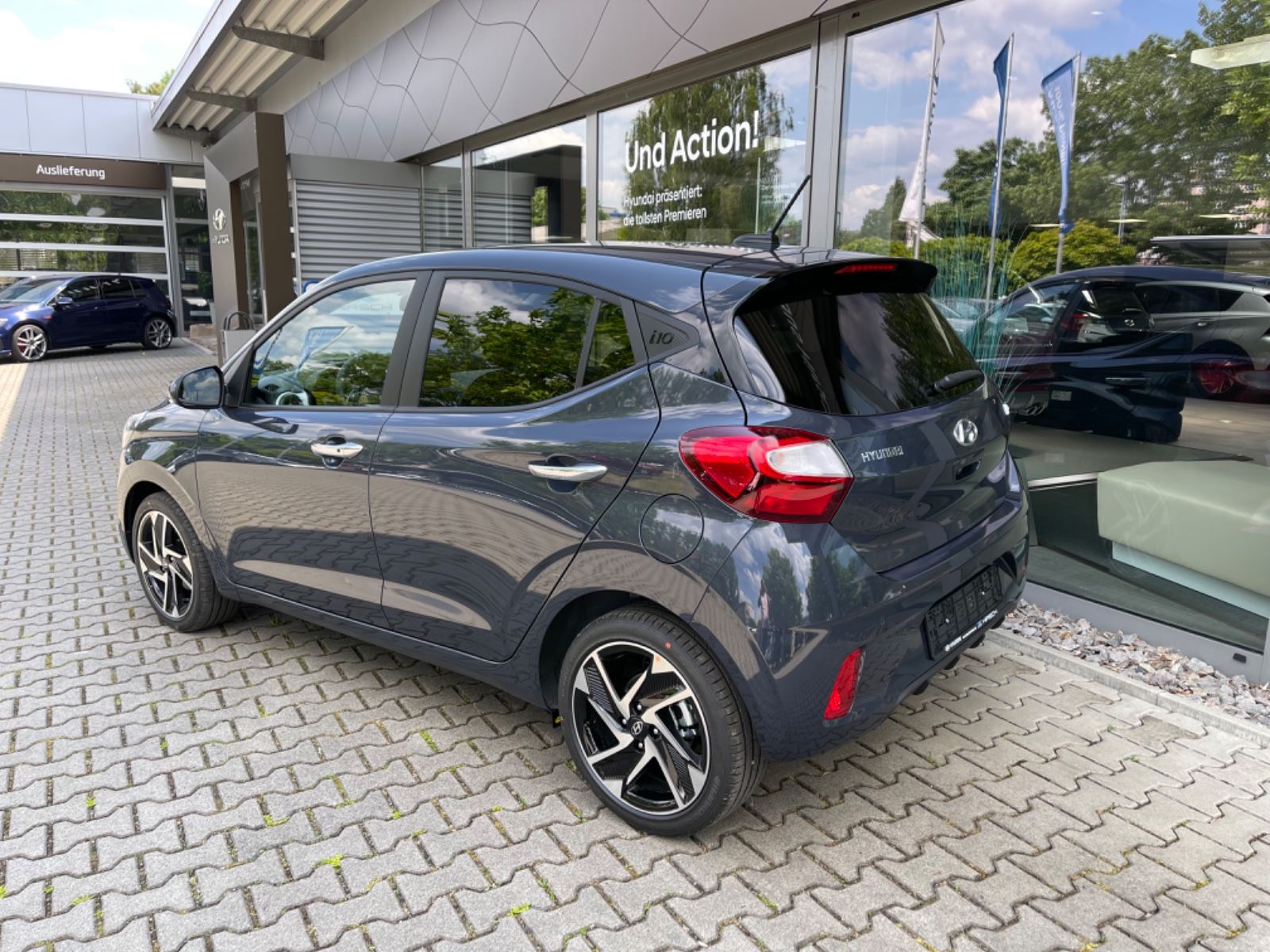 Fahrzeugabbildung Hyundai New i10 1.2 PRIME KLIMA PDC Smart Key 16"Alu