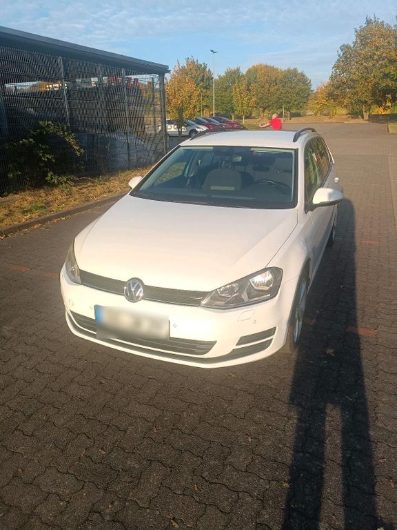 Image of Volkswagen Golf