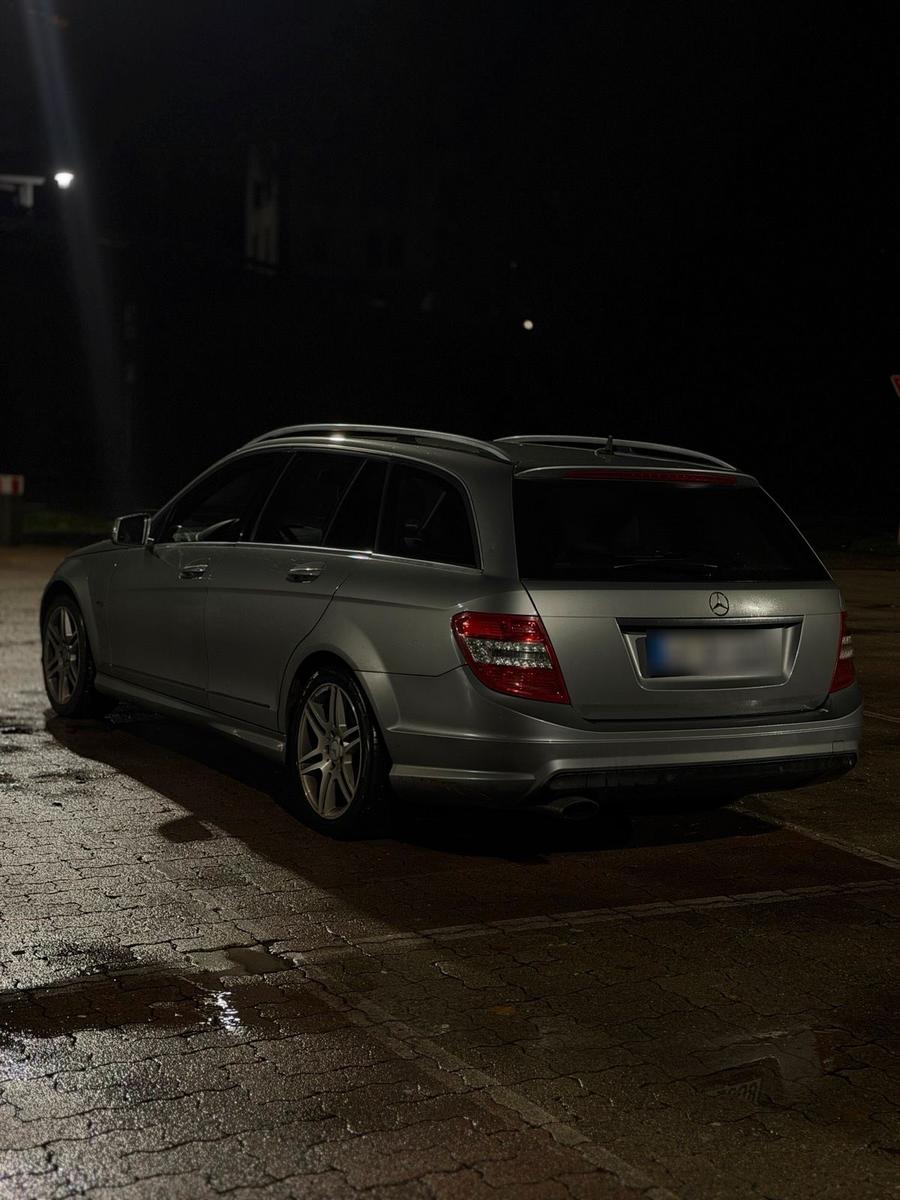 Mercedes-Benz C220 2009 — двигун 170 HP (125kW)