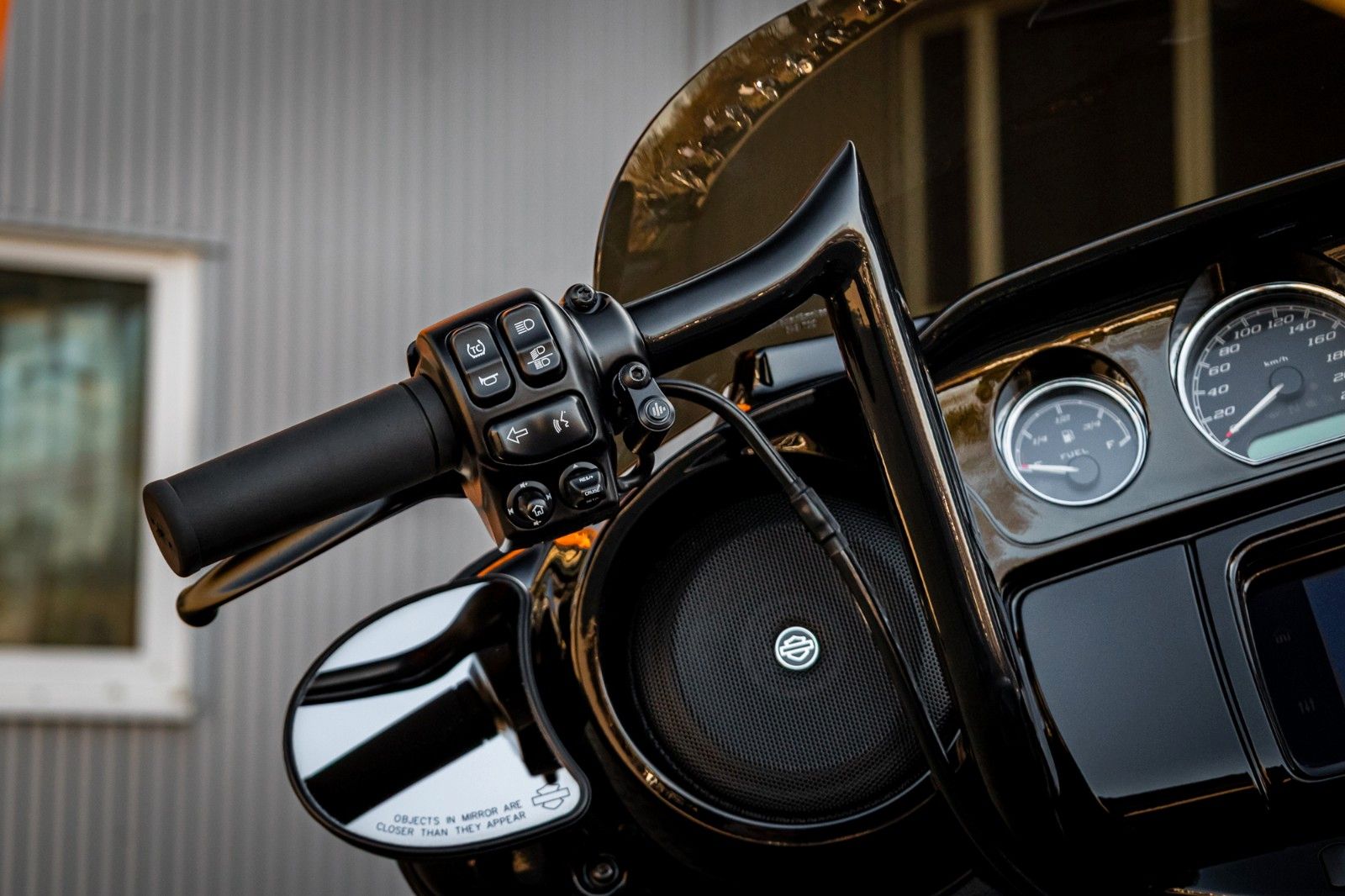 Fahrzeugabbildung Harley-Davidson FLHXST STREET GLIDE ST 117 - Kesstech -