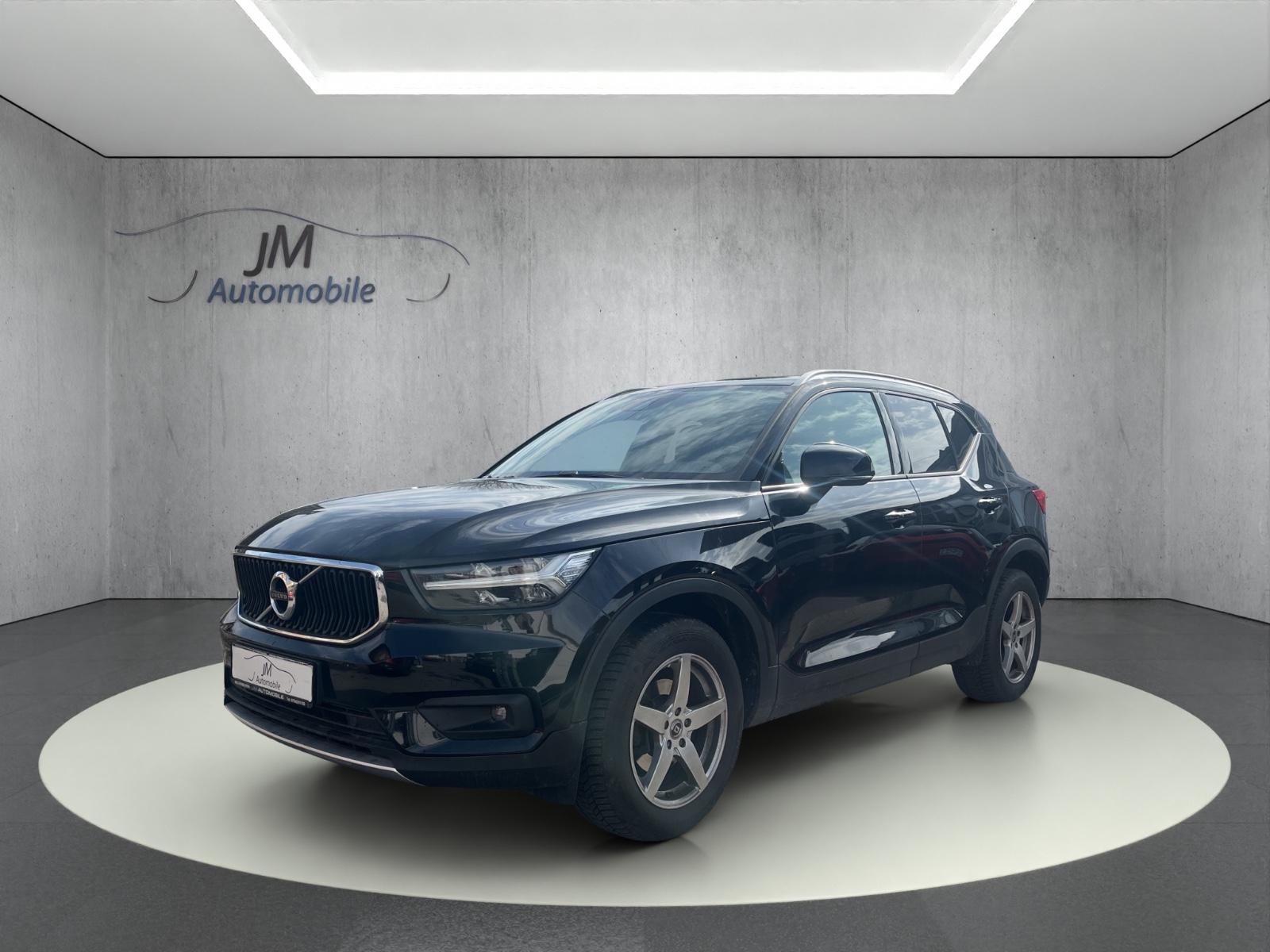 Volvo XC40 Momentum Pro 2WD LED PDC
