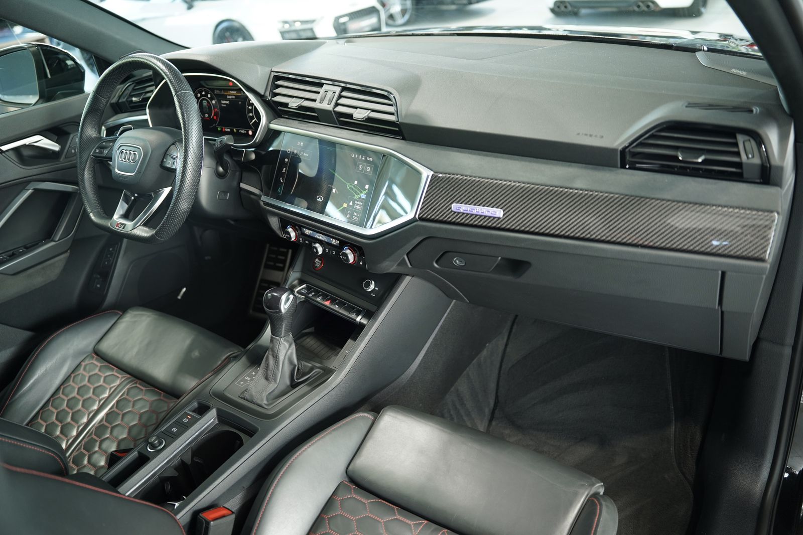 Audi Rsq3