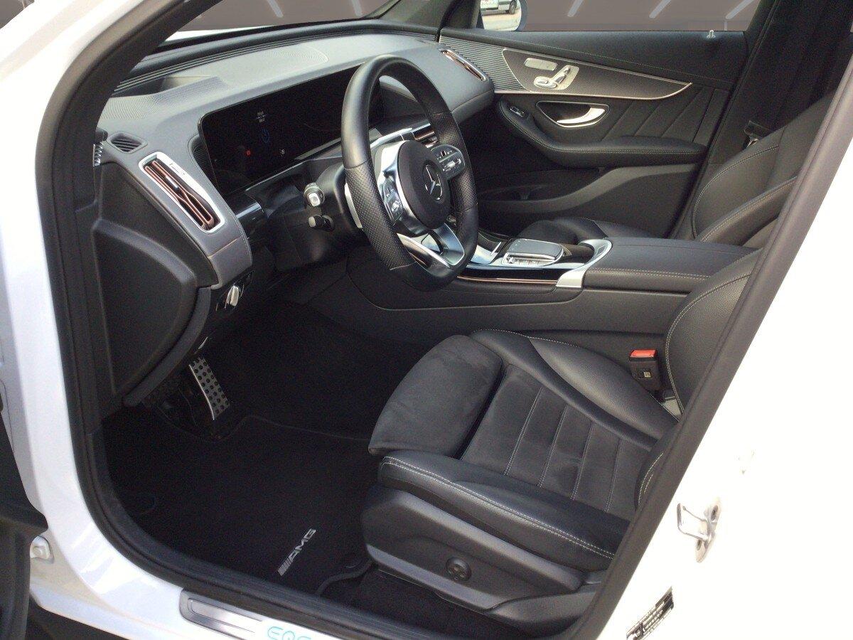 Mercedes-Benz EQC 400 4M AMG+HUD+SHD+AHK+KEYG+360+DISTR+TOTWIN