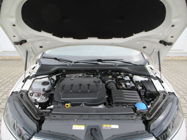 Octavia 2.0 TDI 4x4 DSG Scout AHK/MATRIX/NAVI/IN