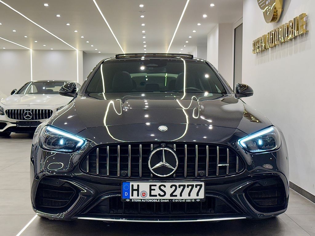 Mercedes-Benz C 63 AMG - Bild 2