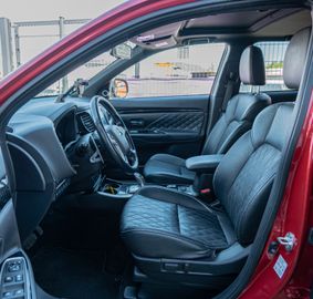 Fahrzeugabbildung Mitsubishi Outlander PHEV Top 4WD|