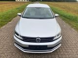 Volkswagen Jetta VI BMT Automatik Super Optik Navi - Volkswagen Jetta mit Diesel-Antrieb