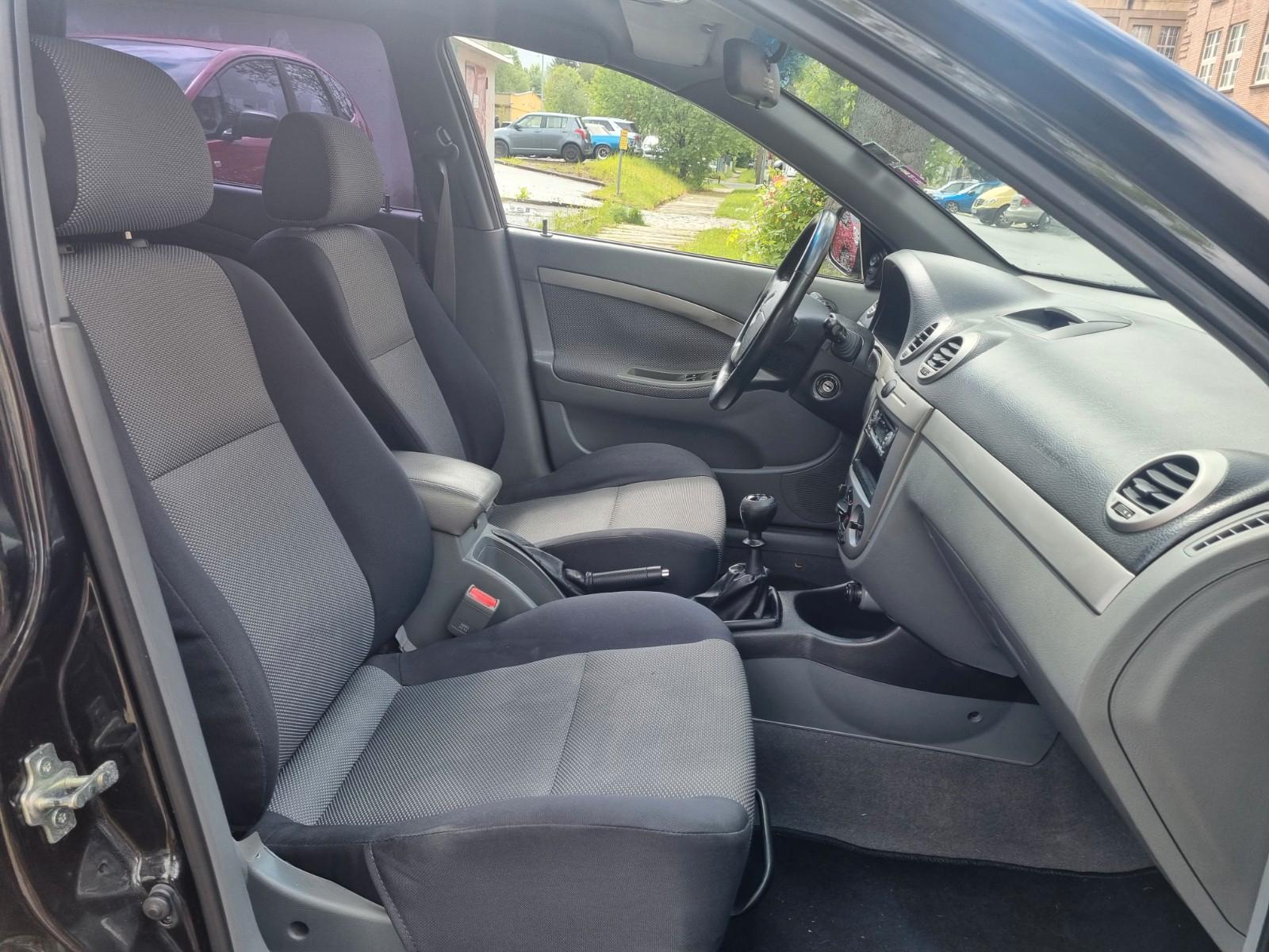 Chevrolet Nubira 2011 — photo 13