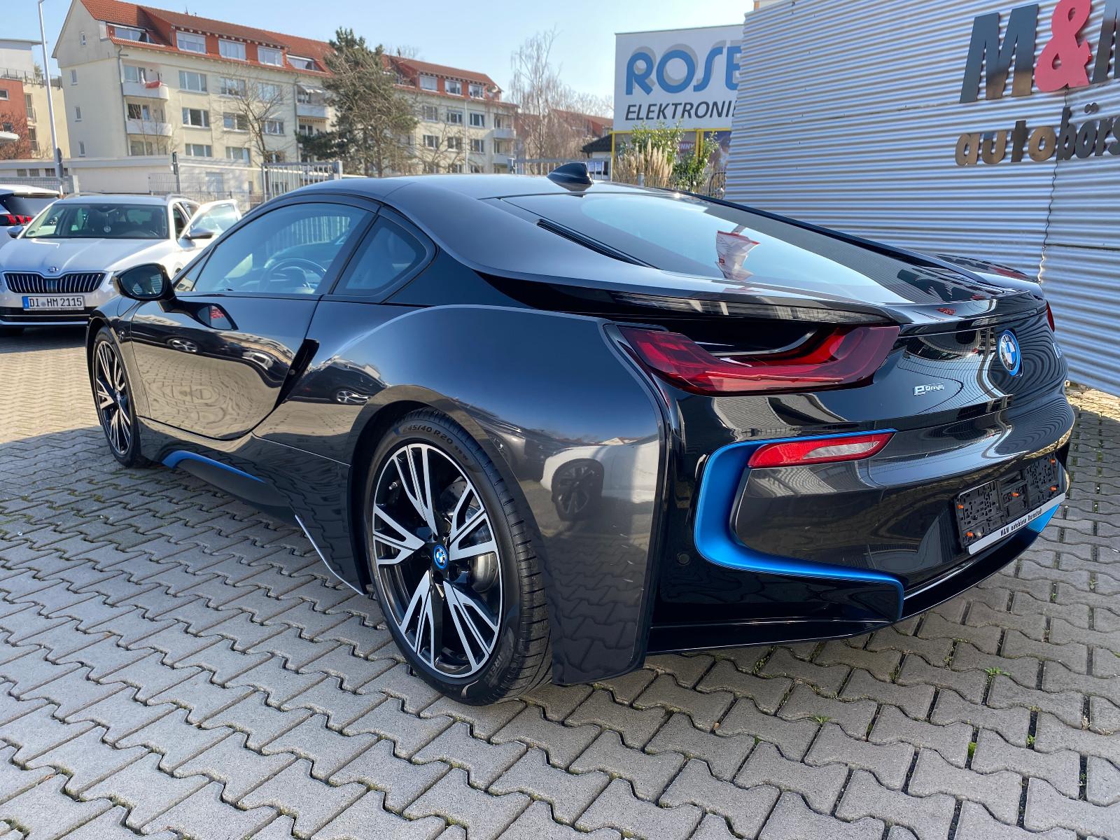BMW i8 Coupe Pure Impulse Harman-Kardon/HuD/360°/LED