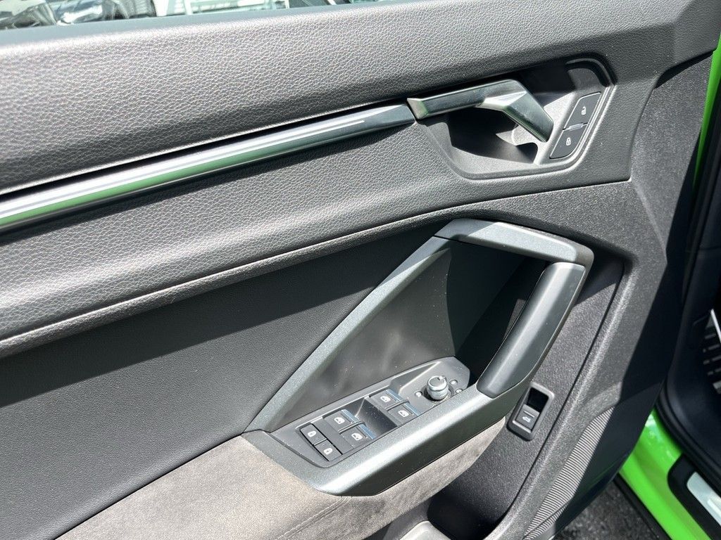 Audi RSQ3 - Bild 22