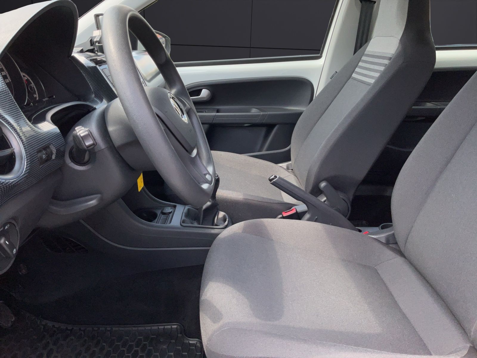 Fahrzeugabbildung Volkswagen up! Climatronic SHZ RFK GRA