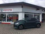 Toyota Yaris Hybrid Teamplayer - Toyota Yaris: Grün