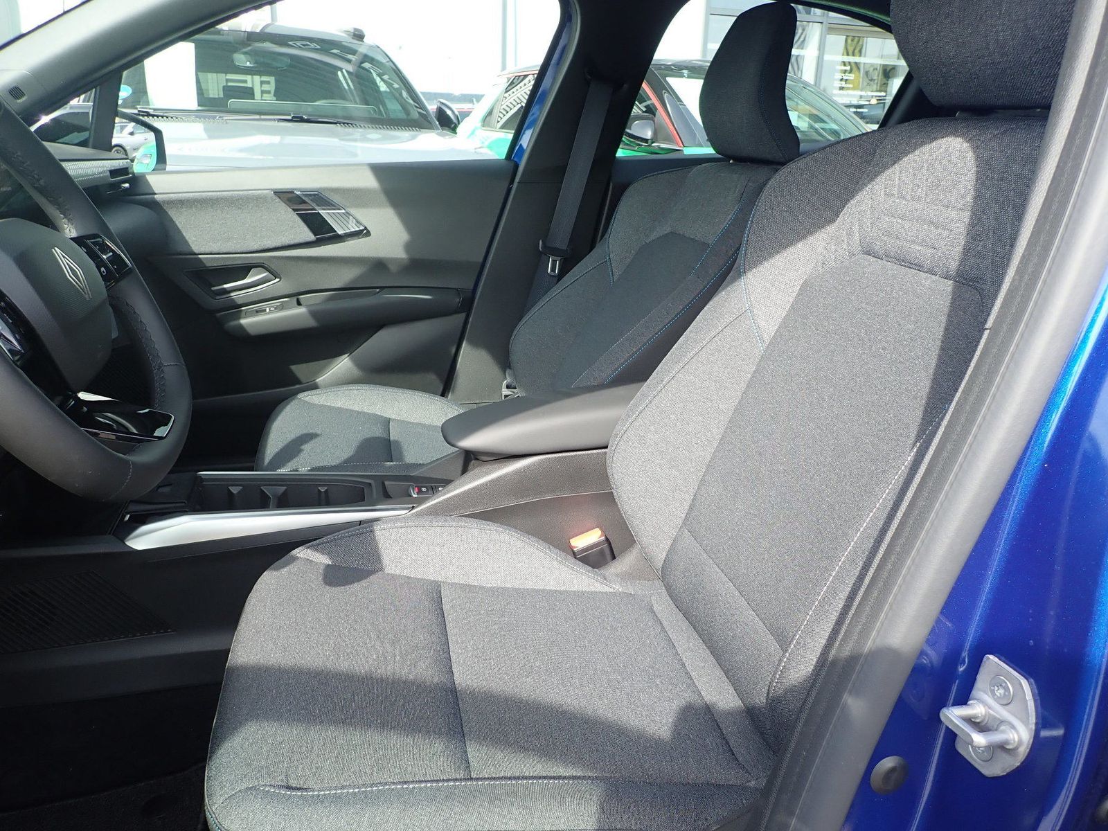 Fahrzeugabbildung Renault Clio Evolution Full Hybrid E-Tech 160