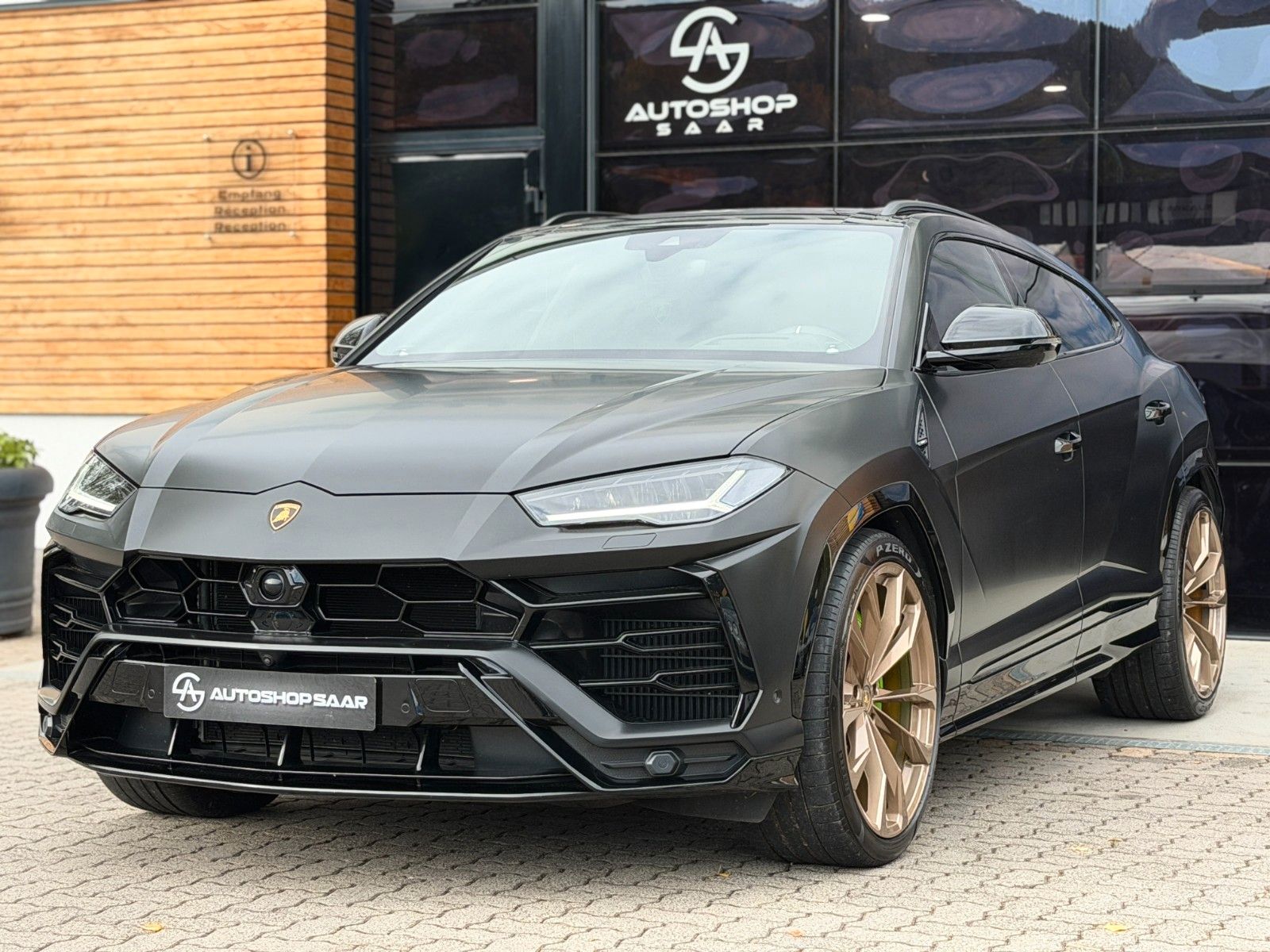 LAMBORGHINI Urus Urus 4.0 V8 Autom. MwSt/23-Zoll/B&amp;O/360°/PANO – Ansicht 15