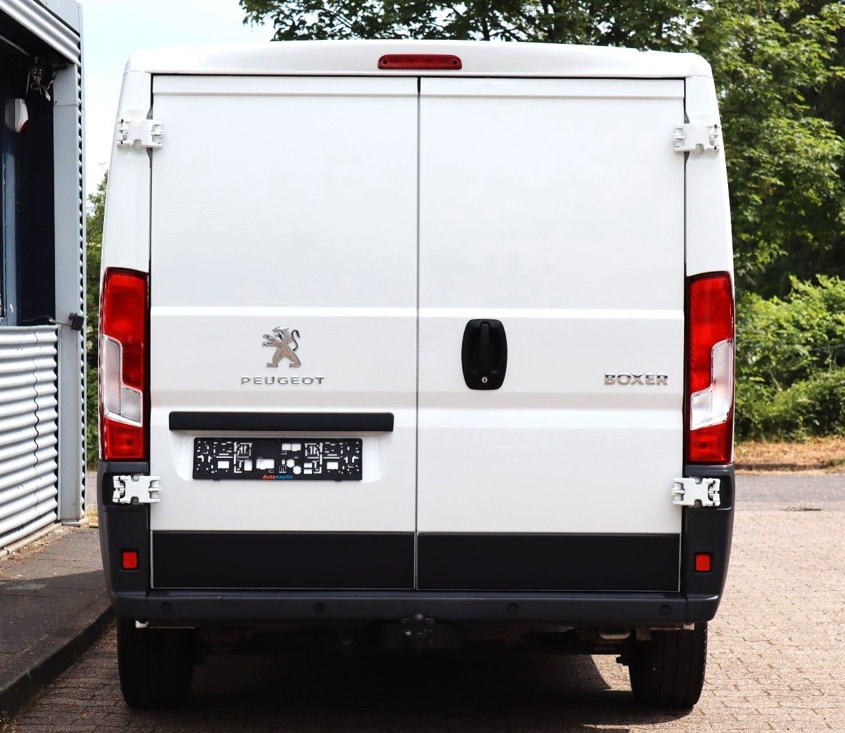 Fahrzeugabbildung Peugeot Boxer Kasten 335 L2H1 Pro BlueHDi KLIMA NAVI AHK