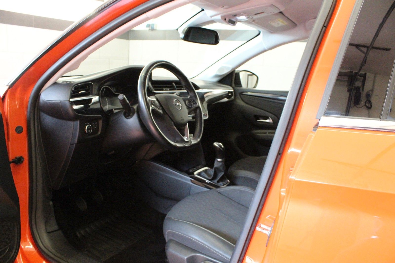 Fahrzeugabbildung Opel Corsa 1.2 55kW Elegance *Techno Paket