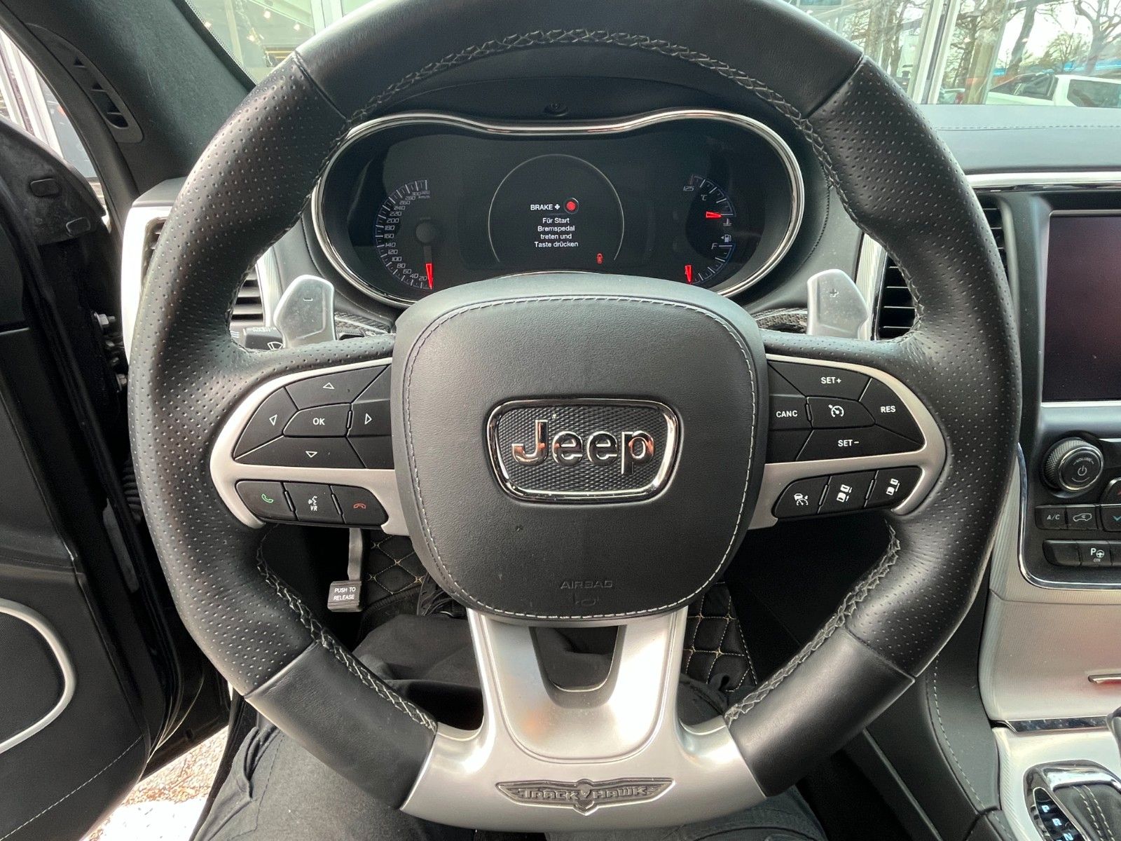 Fahrzeugabbildung Jeep Grand Cherokee 6.2 V8 Trackhawk LPG StHzg