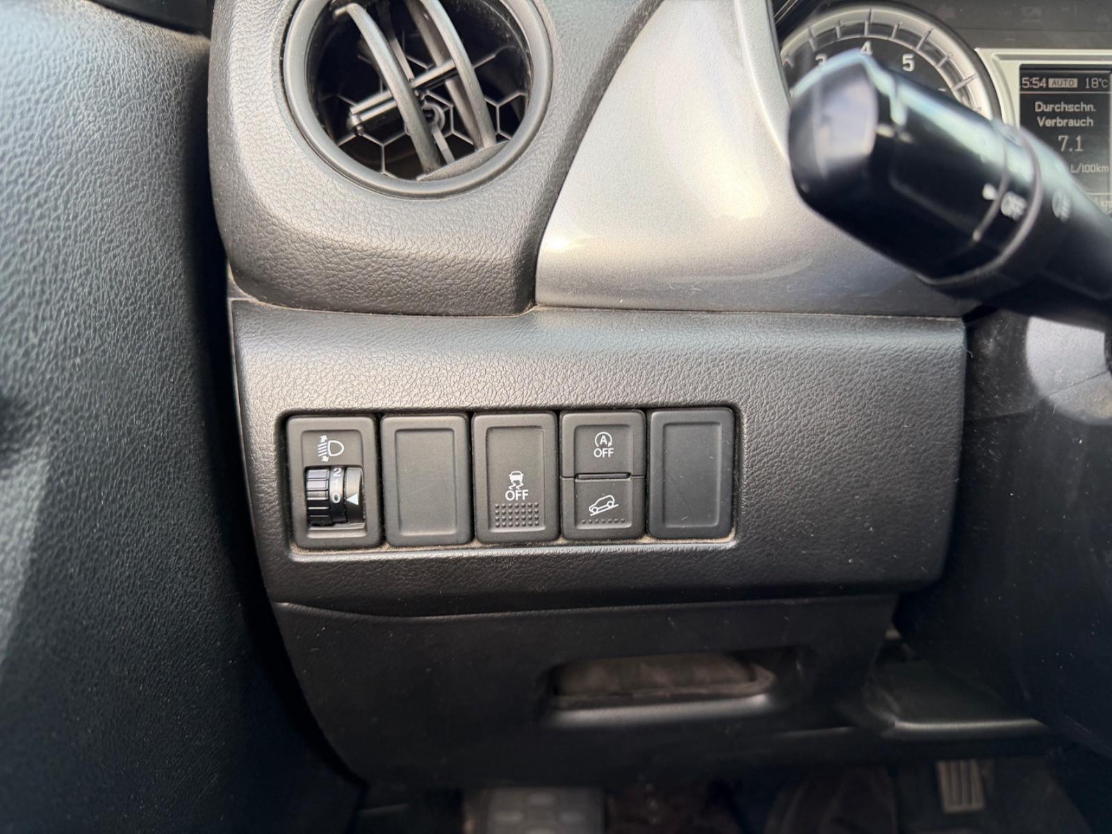 Suzuki Vitara 1.6 Comfort 4x4 *Anhängerkupplung*TÜV Neu