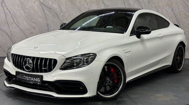 Mercedes-Benz C 63 S AMG+PANO+RFK+AMG Performance+JungeSterne