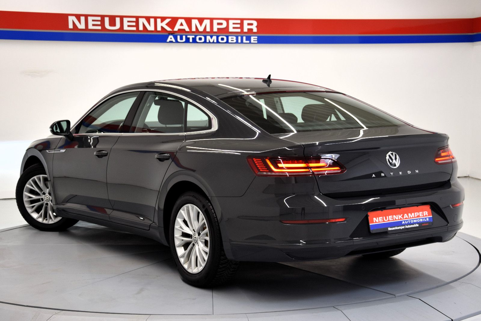 Fahrzeugabbildung Volkswagen Arteon LED PDC Klima ergoComfort