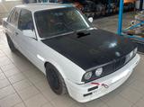 BMW E30 325i Rennwagen umbau mit CH- Papieren - BMW 325 aus 1989: 325i