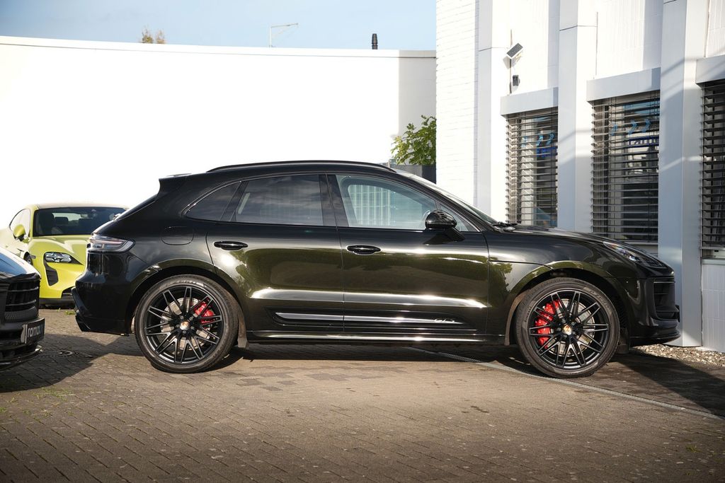 Image of Porsche Macan
