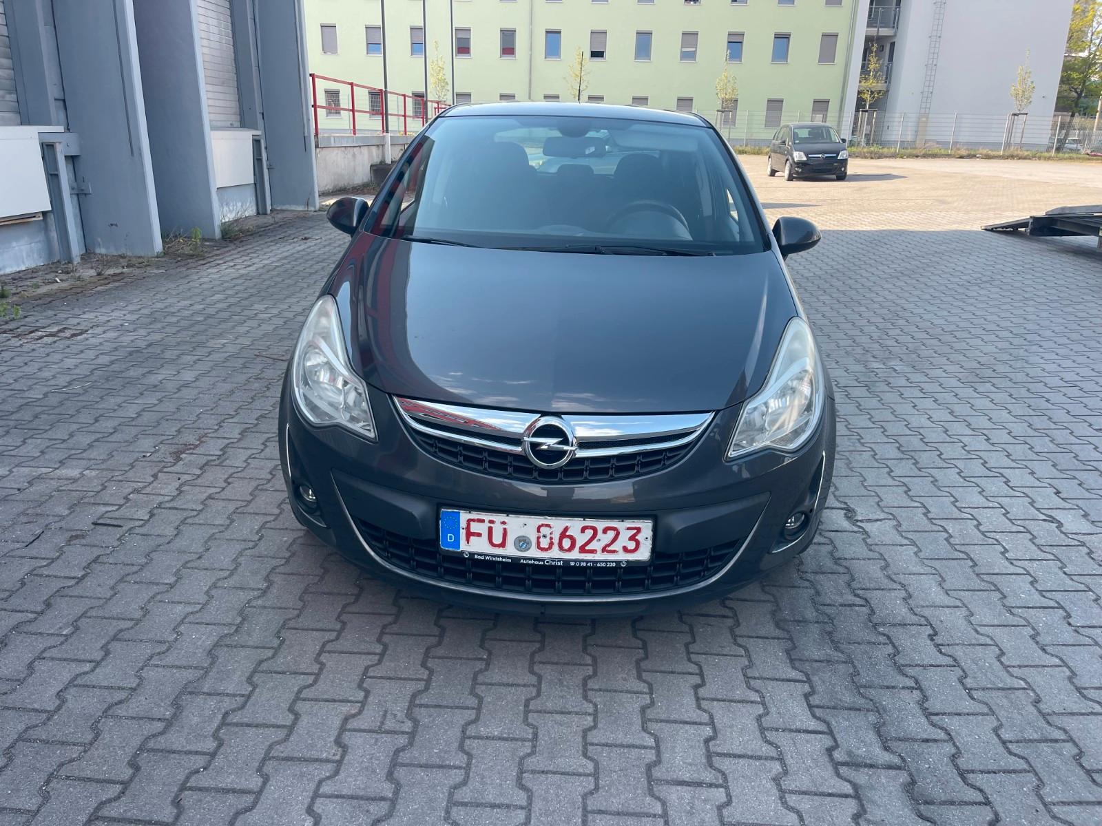 Opel Corsa D Satellite   1Jahr  Garantie