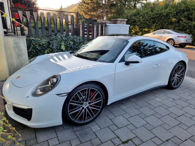 Porsche 911 991 Carrera 4S wie neu,wenig km,BOSE,Pano