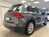 Volkswagen Tiguan 1.5 TSI °Pano°Navi°Head UP°ACC°Garantie° - Volkswagen Tiguan mit Benzin-Antrieb: Geländewagen