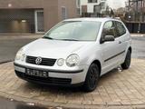 Volkswagen Polo IV*ÖL NEU*KLIMA*TÜV:11/2026*3-Türig - Volkswagen Polo aus 2004 mit Benzin-Antrieb: Kleinwagen, mit Klimaanlage, 1.2