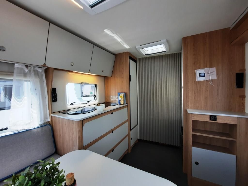 Fahrzeugabbildung Dethleffs Aero 470 FR Verfüg./Sparen Sie 4.862,- €