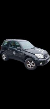 Toyota RAV4 2.0 Unikat 3türig Benzin Klima... - gebrauchte Toyota RAV 4 aus dem Jahr 2005