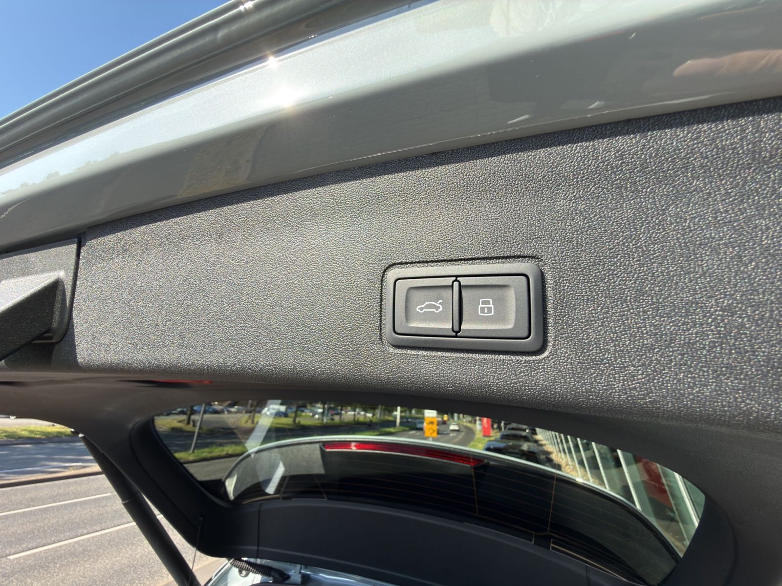 Audi Q3 SUV e-hybrid S line Matrix LED Pano HuD B&O foto 21