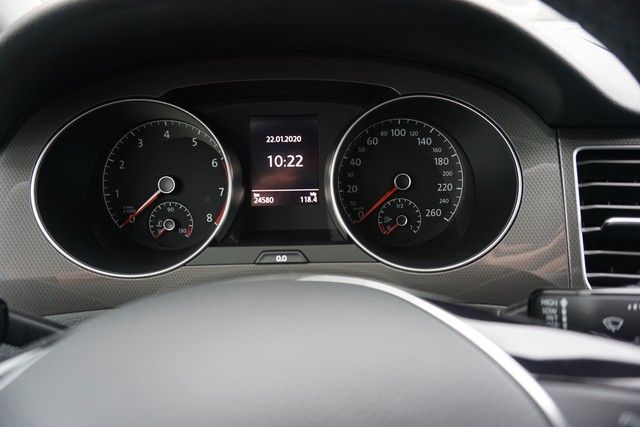 Fahrzeugabbildung Volkswagen Golf Sportsvan TSI Join Navi ACC PDC SHZ App-Con