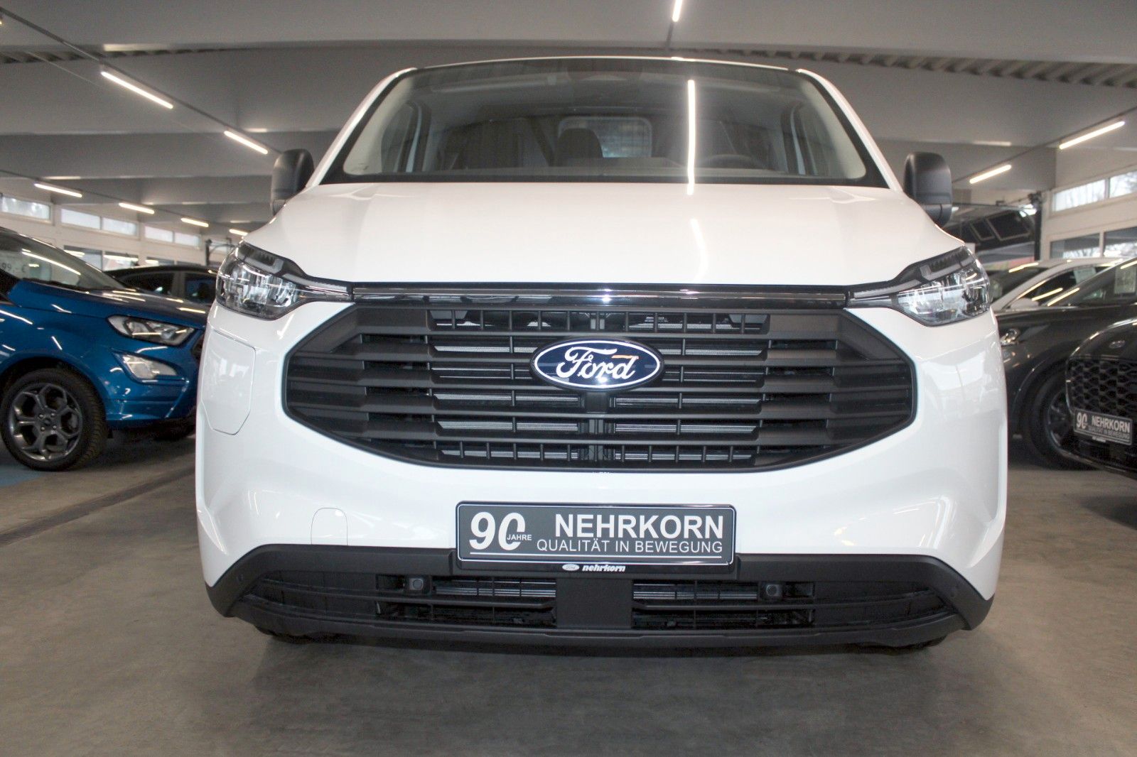 Fahrzeugabbildung Ford Transit Custom TREND L2 PHEV NAVI CAM ACC uvm.