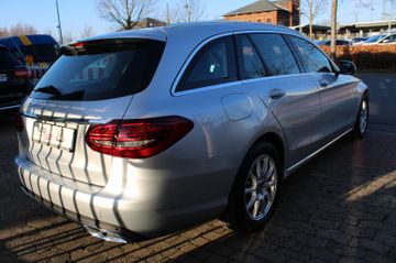 Mercedes C 200 - 4