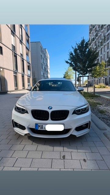 Image of BMW 220