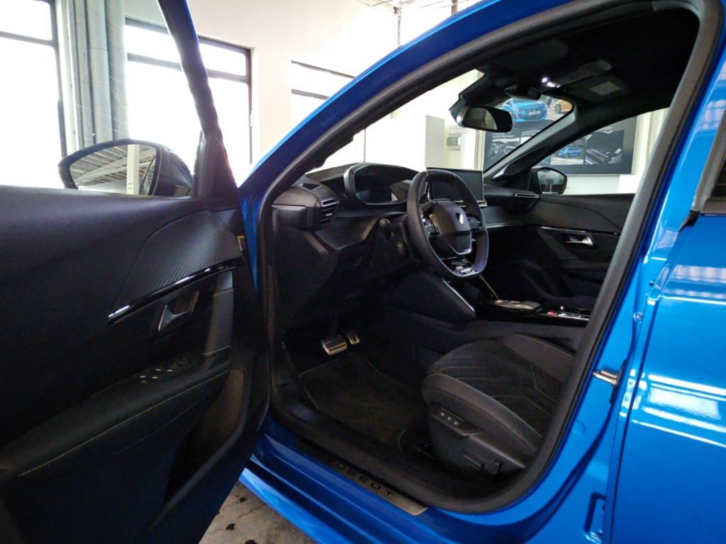 Peugeot 208 - Bild 8