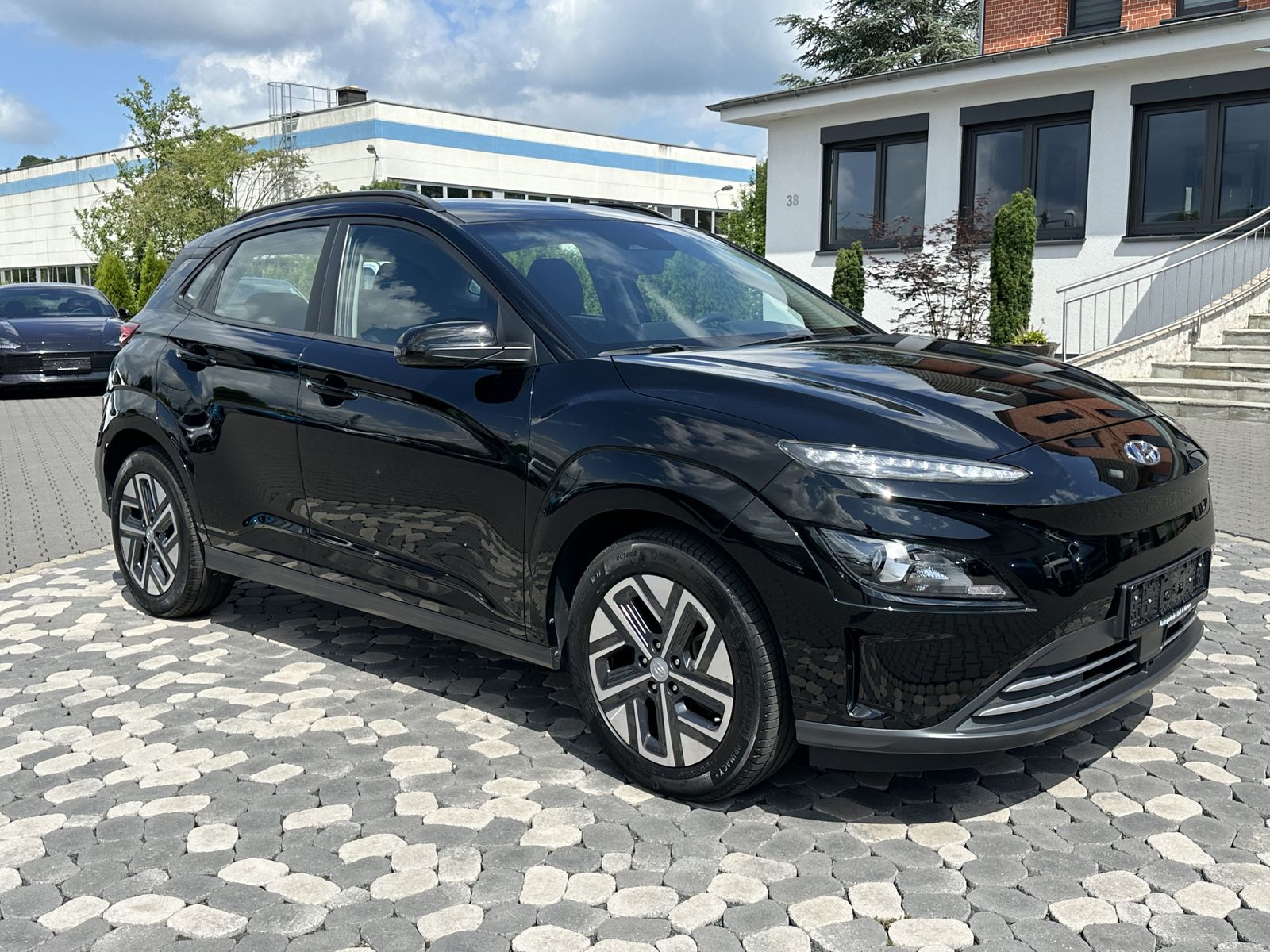 Hyundai Kona Elektro Select ACC SHZ CAM SMART-LINK 64KWh imagem 2
