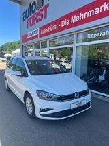 Volkswagen Golf Sportsvan 1.0 TSI Trendline PDC V+H NAVI SH - Volkswagen Golf Sportsvan Trendline mit Benzin-Antrieb