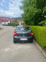 Volkswagen Polo in gutem Zustand TÜV 10/2027 - Gebrauchtwagen mit Automatik bis 2.500 Euro