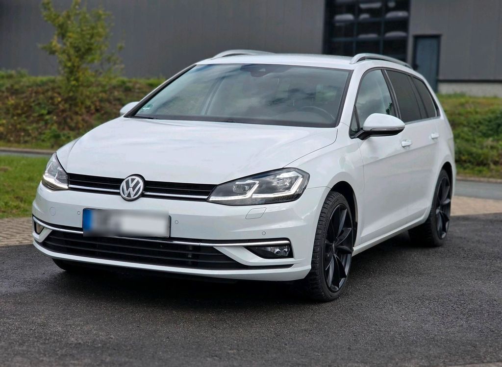 Image of Volkswagen Golf