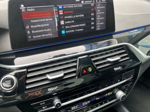 Fahrzeugabbildung BMW 520 d M Sport Mild-Hybrid Autom. Panoramadach, N