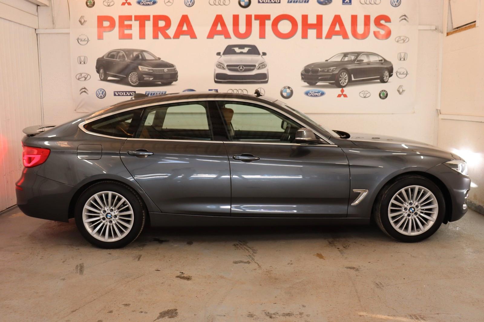 BMW Gran Turismo 330 i Luxury Line H UP Panorama