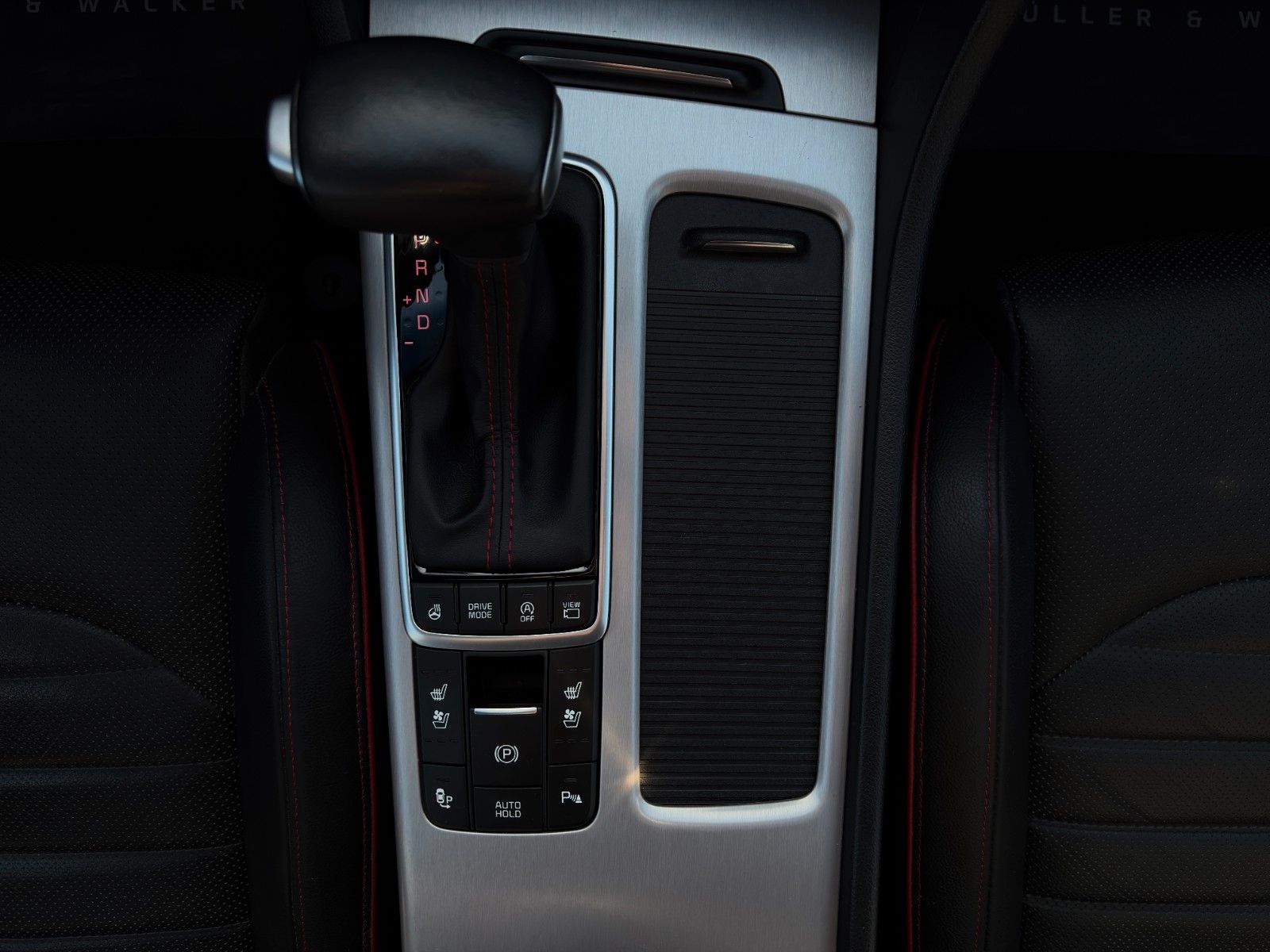 Fahrzeugabbildung Kia Optima SW 1,6 T-GDI DCT GT Pano H&K ACC SHZ LHZ