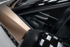 Aventador SVJ Roadster MATT GOLD CARBON WARRANTY