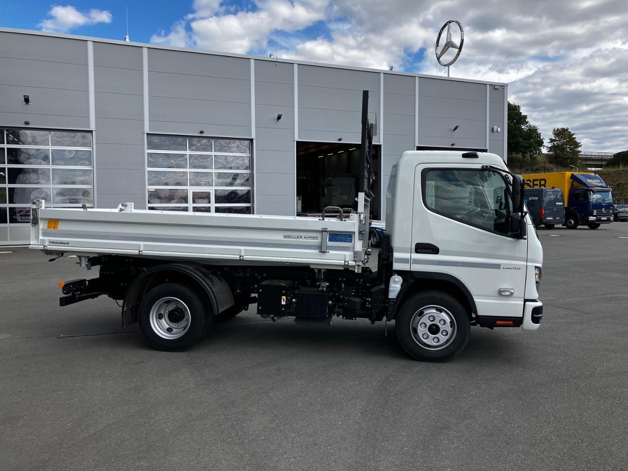 Fahrzeugabbildung FUSO FUSO 7C18 Kipper