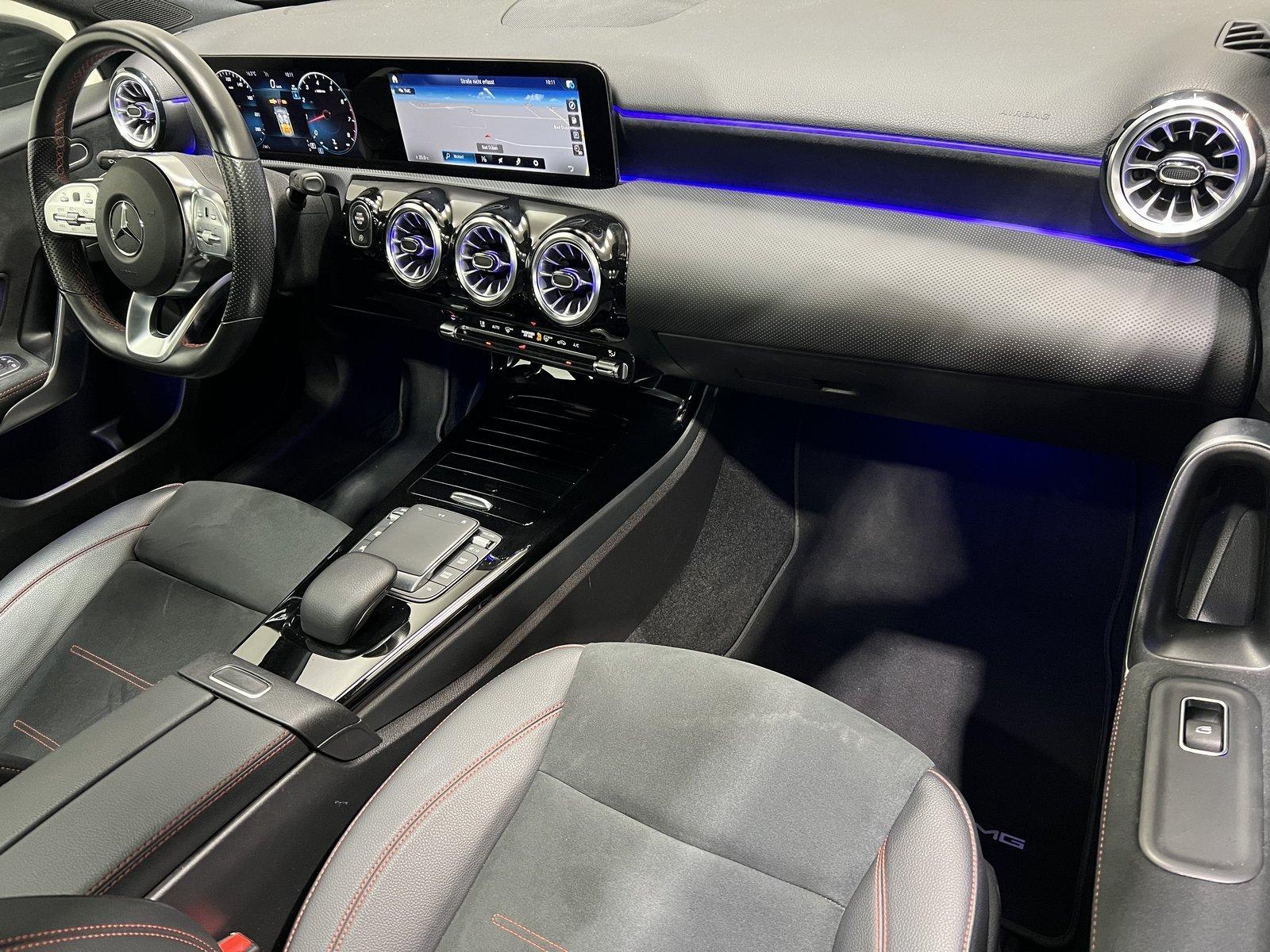 Mercedes-Benz A 250 AMG Line Night+Pano+LED+Kamera+Sound+19"